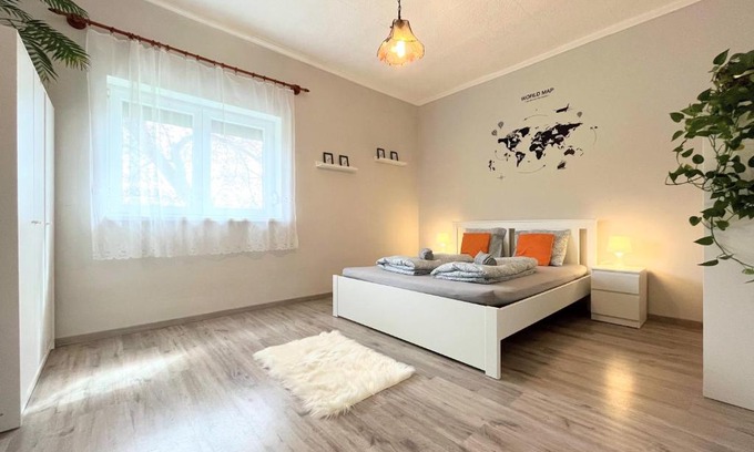 Szulok Apartment | Holiday Home Szulok