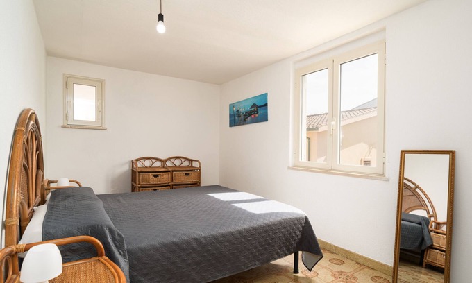 Santa Lucia House | Holiday Home 'Tasa Tiago' with Sea View