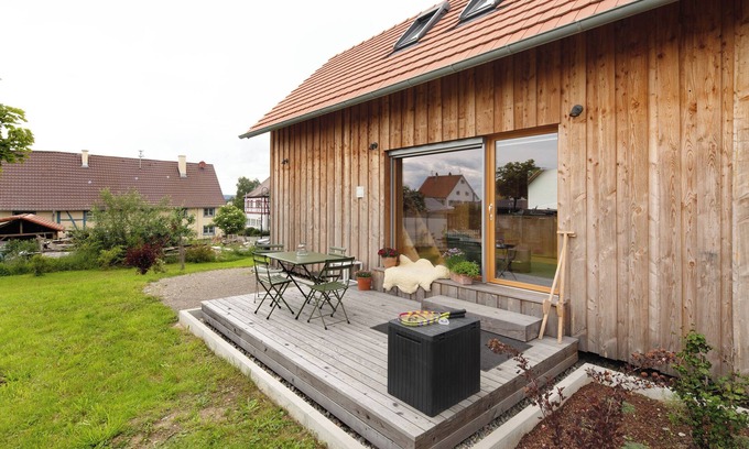 Gemarkung Mohringen House | Holiday Home 'Tinyhaus Am Bussen' with Private Terrace and Private Garden