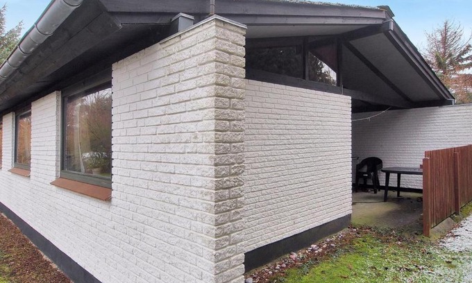 Næsby Strand House | Holiday Home Tjara - 600m from the sea by Interhome