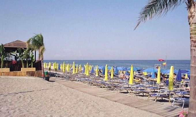 Sant'Anna House | holiday home to 200 m from the sea of ​fondachello
