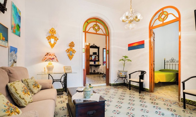 Manzanilla House | Holiday Home 'Una Casa Azul' with Private Terrace and Air Conditioning