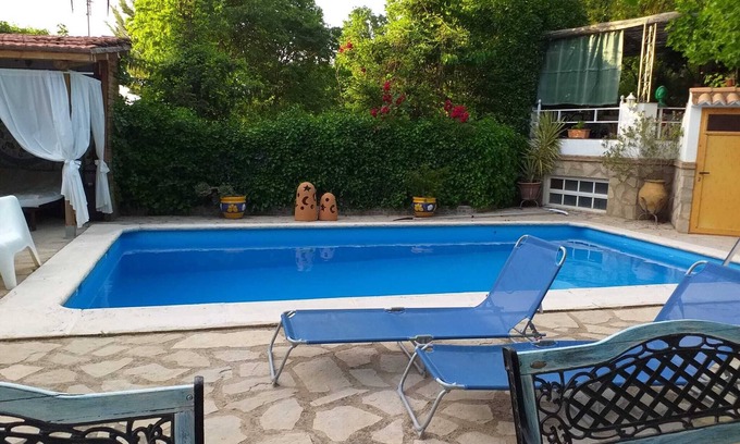 La Iruela House | Holiday Home 'Vega Fuente de las Moreras' with Mountain View & Pool