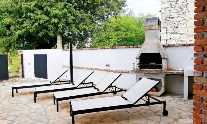 Petehi House | Holiday home Veljko, (16332), Barban, Croatia