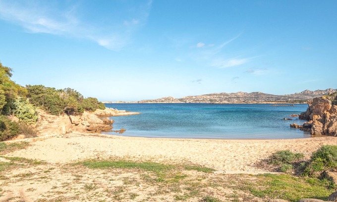 Villaggio Piras House | Holiday Home 'Villa Erica Vista Mare' with Sea View and Private Terrace