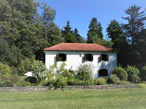 Wilten House | Holiday Home Vogelhütte by Interhome