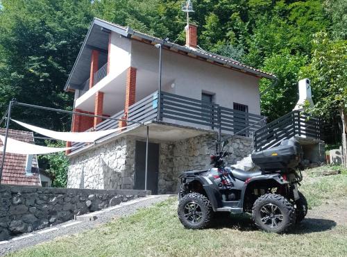 Caglin House | Holiday Home Vrata Bedemgrada