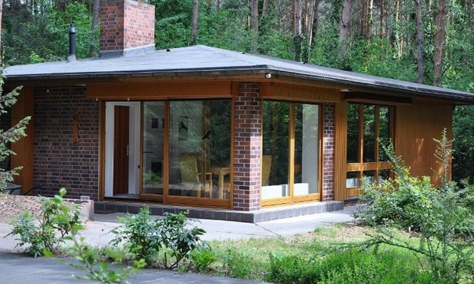 Maasdorf House | Holiday Home 'Waldhaus Jakober' with Private Terrace, Shared Garden and Wi-Fi