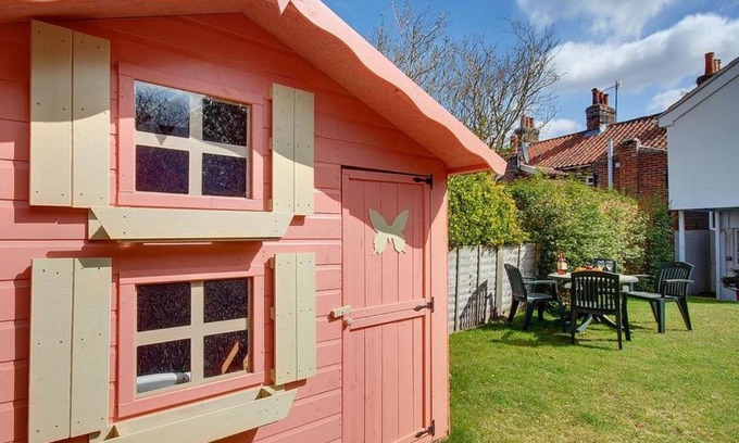 Martlesham Heath House | Holiday Home Wayfarer by Interhome