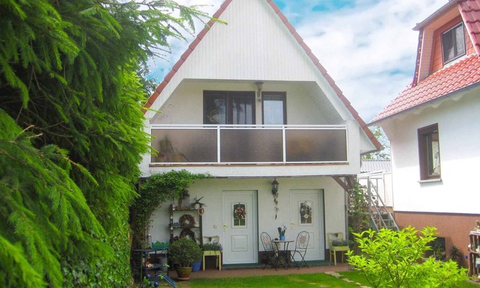Flemendorf House | Holiday home with balcony, terrace and garden