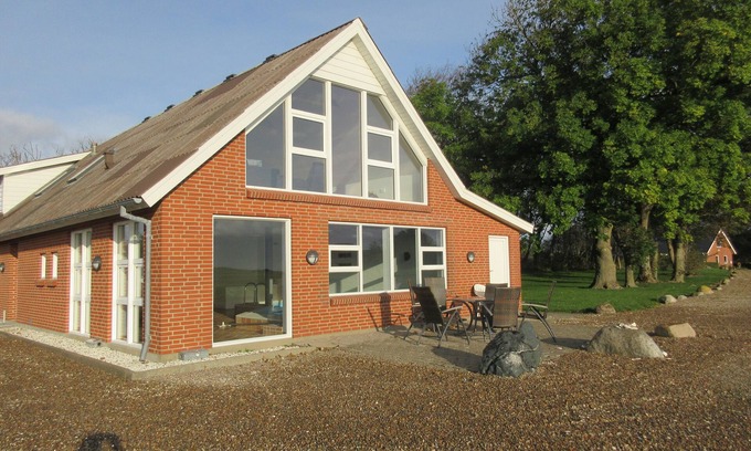 Nykobing Mors House | Holiday home with swimming pool, sauna & Whirlpool. Free Wi-fi.