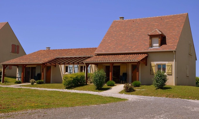 Lanzac Villa | Holiday Home with dishwasher, near Sarlat