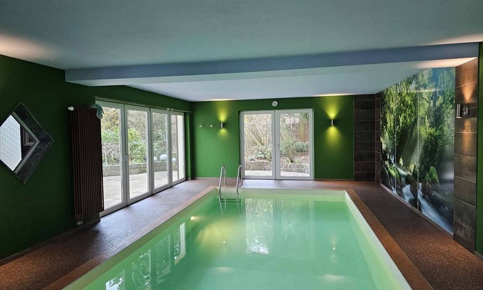 Mollensdorf House | Holiday home with garden and private pool