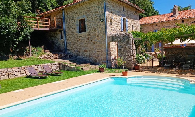 Saint-Basile House | Holiday home with private terrace