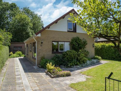 Baarland House | Holiday Home Zeeland near Westerschelde