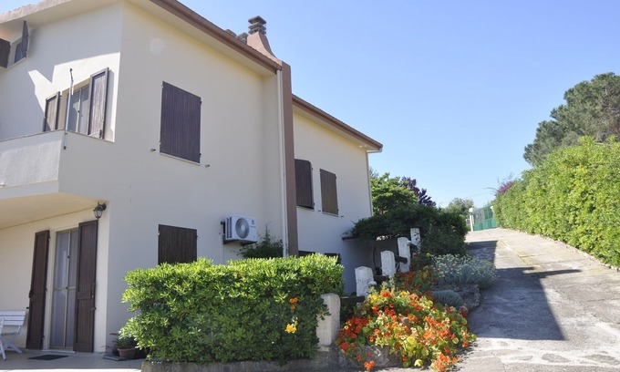 Lu Bagnu Apartment | Holiday house with pool and garden, all amenities, perfect for children,