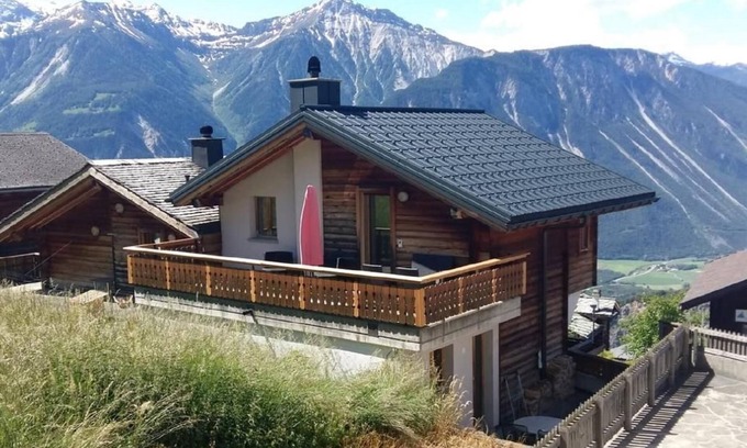 Albinen Ski Chalet | Holiday house Albinen for 1 - 4 persons with 2 bedrooms - Chalet