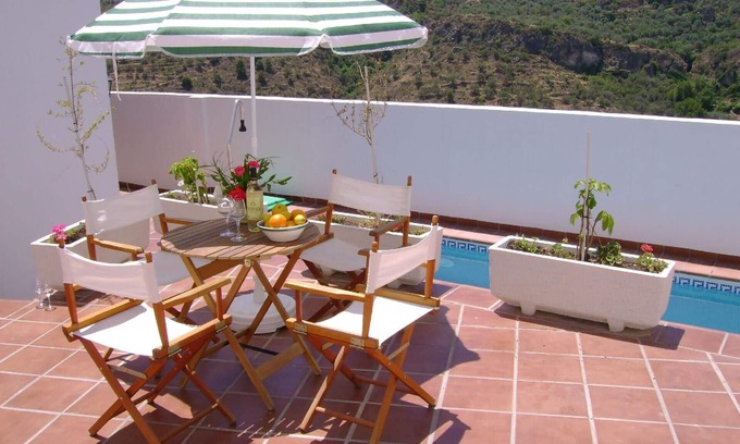 Albunuelas House | Holiday house Albuñuelas for 1 - 4 persons with 2 bedrooms - Row house