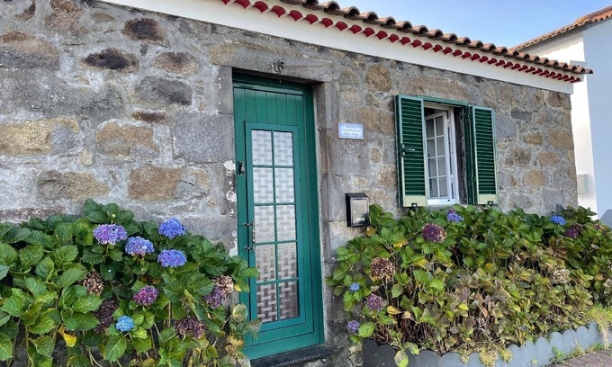Algarvia House | Holiday house Algarvia for 1 - 2 persons with 1 bedroom - Row house