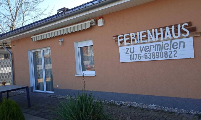 Werneuchen House | Holiday house "Am Bahnhof"
