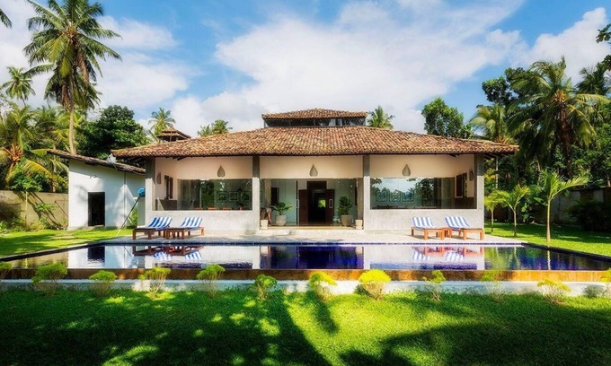 Hikkaduwa House | Holiday house Ambalangoda for 1 - 6 persons with 3 bedrooms - Holiday house