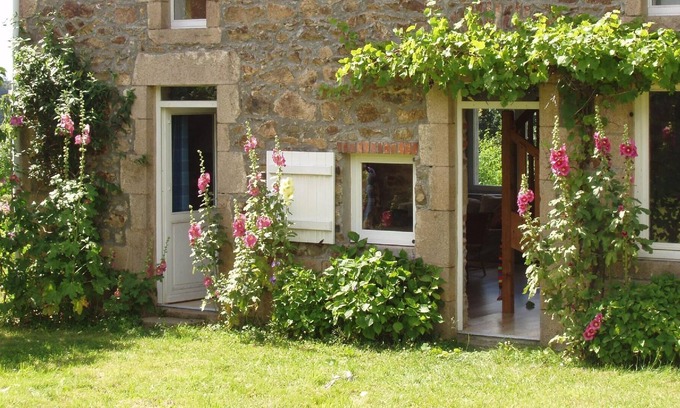 Ars-les-Favets House | Holiday house Ars les Favets for 1 - 8 persons with 3 bedrooms - Holiday house