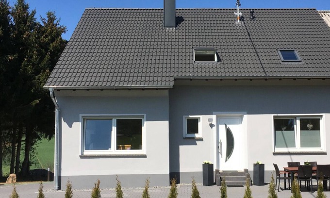Budesheim House | Holiday house "Auf der Hill"