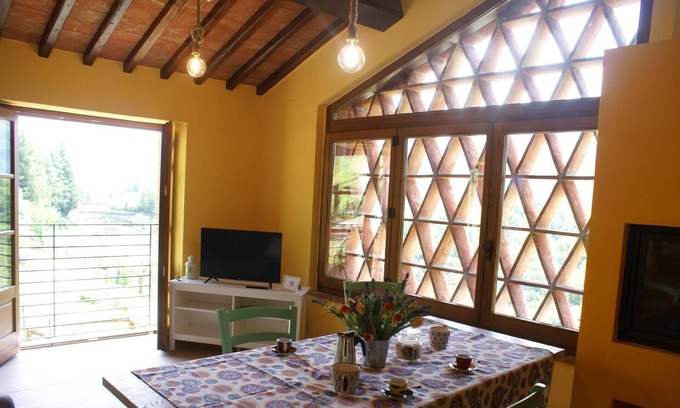 Mologno House | Holiday house Barga for 1 - 6 persons with 2 bedrooms - Holiday house
