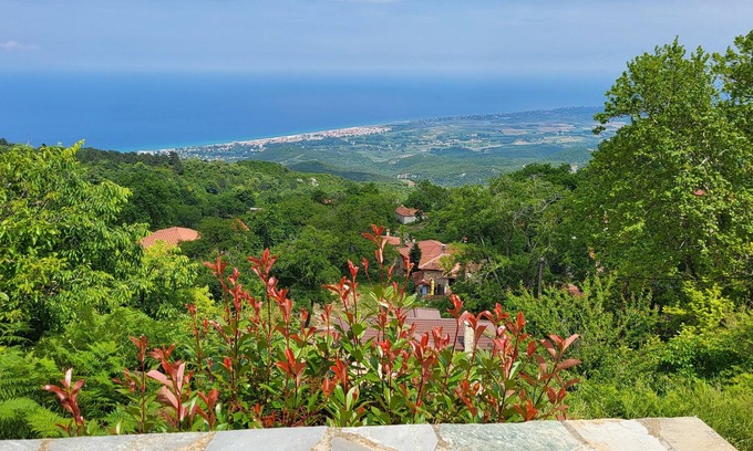 Poroi House | Holiday house beach & mountain for 2-6 people, great sea views from everywhere, pool