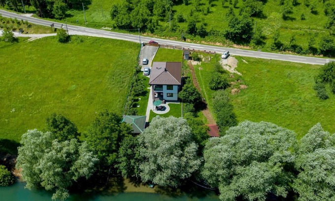 Lohovo House | Holiday house Bihać for 6 - 12 persons with 5 bedrooms - Holiday home