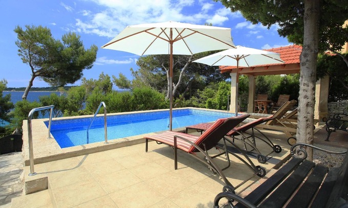 Potirna House | Holiday house Blato for 1 - 8 persons with 4 bedrooms - Holiday home