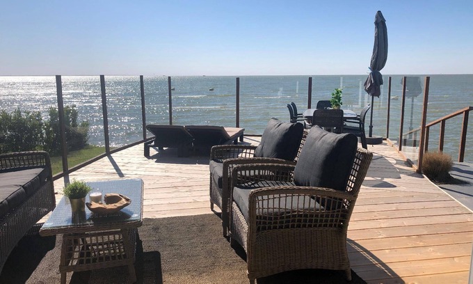 Bovenkarspel House | Holiday house Bovenkarspel for 1 - 4 persons with 3 bedrooms - Holiday home