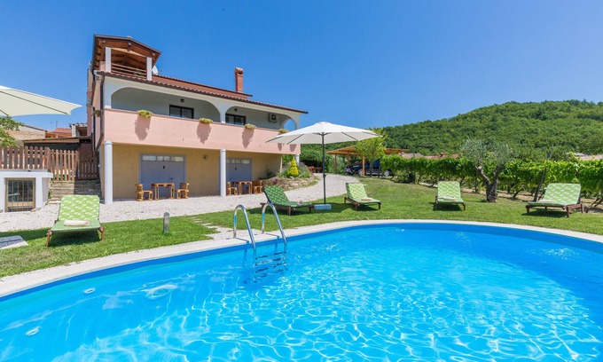 Pagubice House | Holiday House Brajdice, private pool, garden