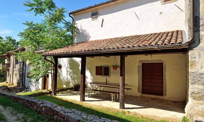 Kotli House | Holiday house Buzet for 1 - 4 persons with 2 bedrooms - Holiday home