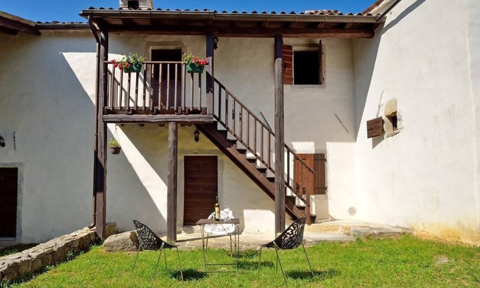 Kotli House | Holiday house Buzet for 1 - 4 persons with 2 bedrooms - Holiday home