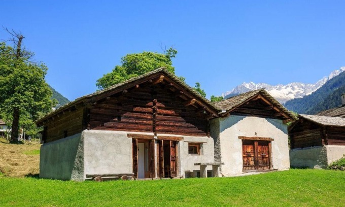 Castasegna House | Holiday house Castasegna for 1 - 7 persons with 1 bedroom - Holiday home