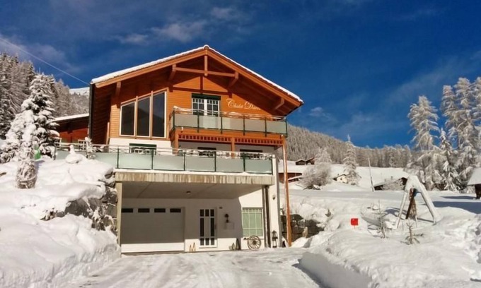 Davos Ski Chalet | Holiday house Davos Glaris for 1 - 6 persons with 3 bedrooms - Detached holiday house