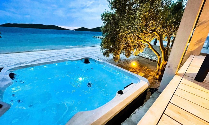 Drage House | Holiday house Drage for 1 - 6 persons with 2 bedrooms - Holiday house