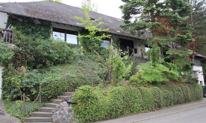 Immerath House | Holiday house EifelNatur 2 - large group house for up to 22 people in the Vulkaneifel