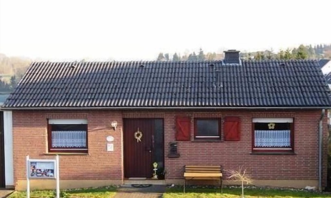 Esch House | Holiday house Esch for 2 - 6 persons with 3 bedrooms - Holiday home