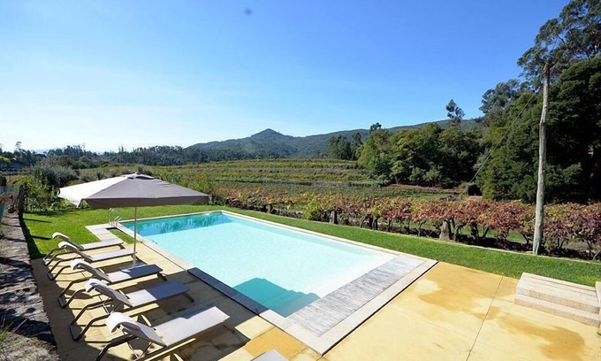 Cossourado House | Holiday house Estorãos for 1 - 14 persons with 6 bedrooms - Holiday house