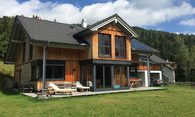 Flattnitz House | Holiday house Glödnitz for 1 - 10 persons with 4 bedrooms - Luxury holiday home