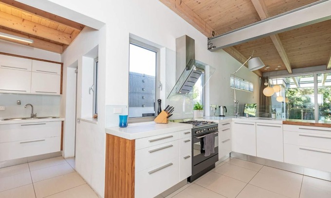 Gemunden House | Holiday house Hout Bay for 1 - 7 persons with 3 bedrooms - Holiday house