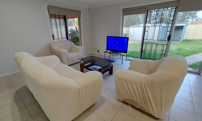 Orchard Hills House | Holiday house in kingswood