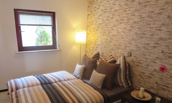 Nordwestliche Außenstadt Apartment | Holiday house in room N-FÜ-ER