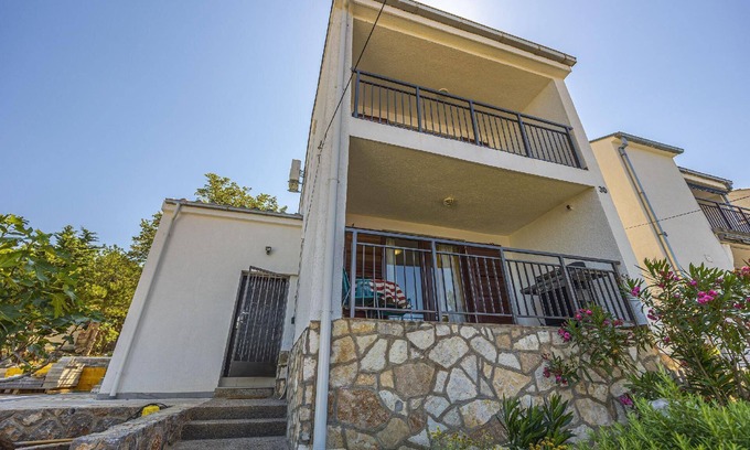 Klenovica House | Holiday house Klenovica for 1 - 8 persons with 3 bedrooms - Holiday home