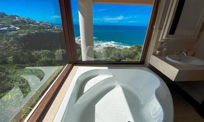 Knysna House | Holiday house Knysna for 1 - 10 persons with 5 bedrooms - Holiday home