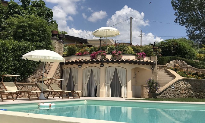 Pierantonio House | HOLIDAY HOUSE L'USIGNOLO