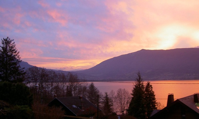 Veyrier-du-Lac Apartment | Holiday House La Veyrolaine/Holiday house at Lake Annecy/Ferienhaus