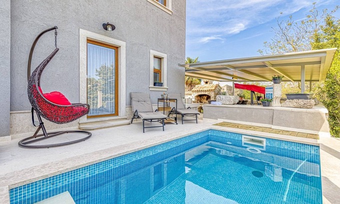 Pican House | Holiday House Lidia i Rina with pool